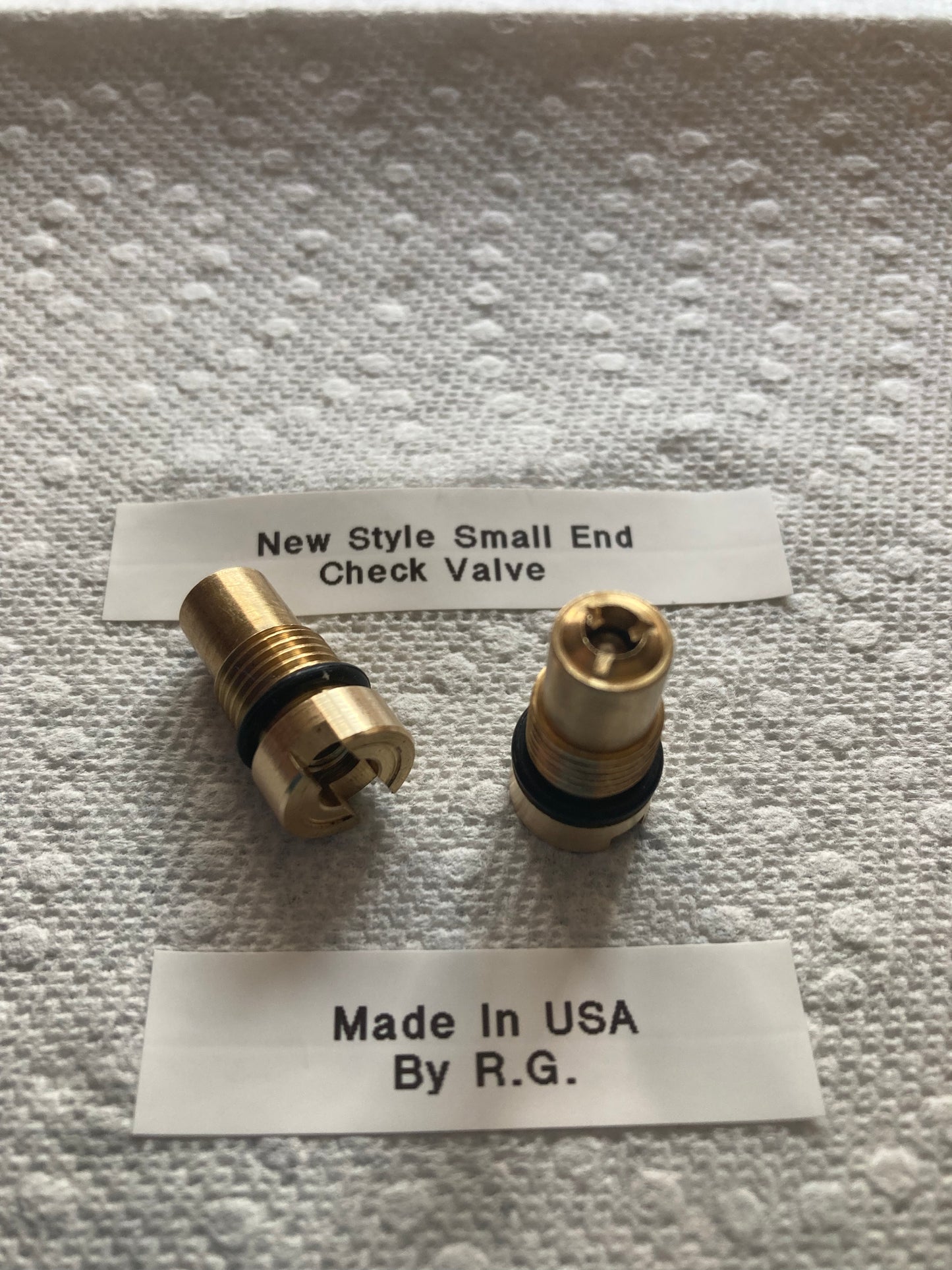 Coleman Small End Check Valve # 200-6381 for lanterns and stoves,

1 check valve